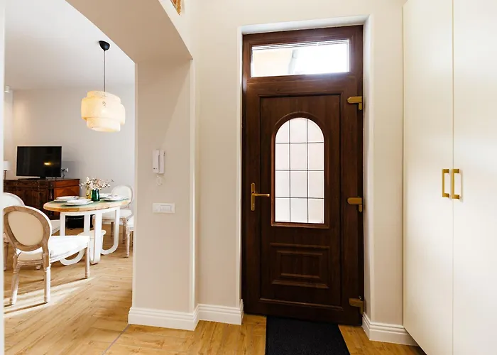 River View- Tiffany *