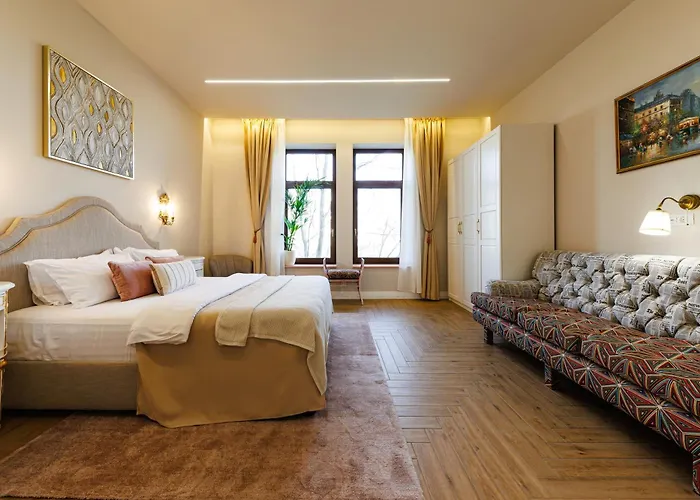 River View- Tiffany *