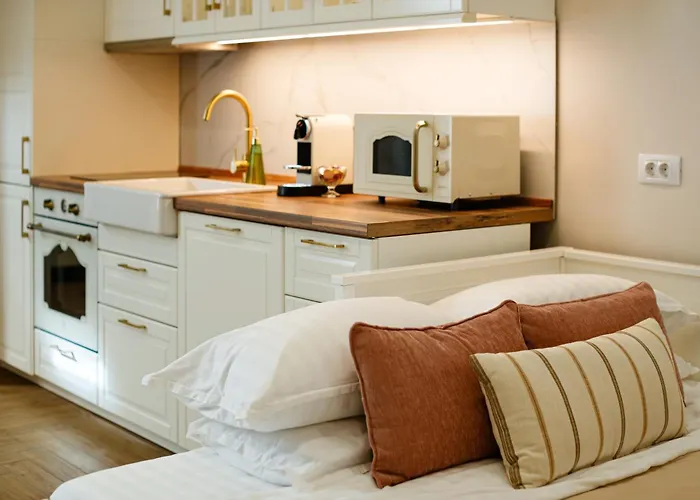 River View- Tiffany *